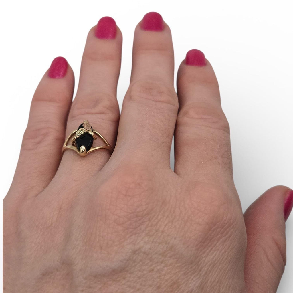 10K Solid Gold Black Hills Gold Ring, Tricolor Leaf Accent, Size 6.5
