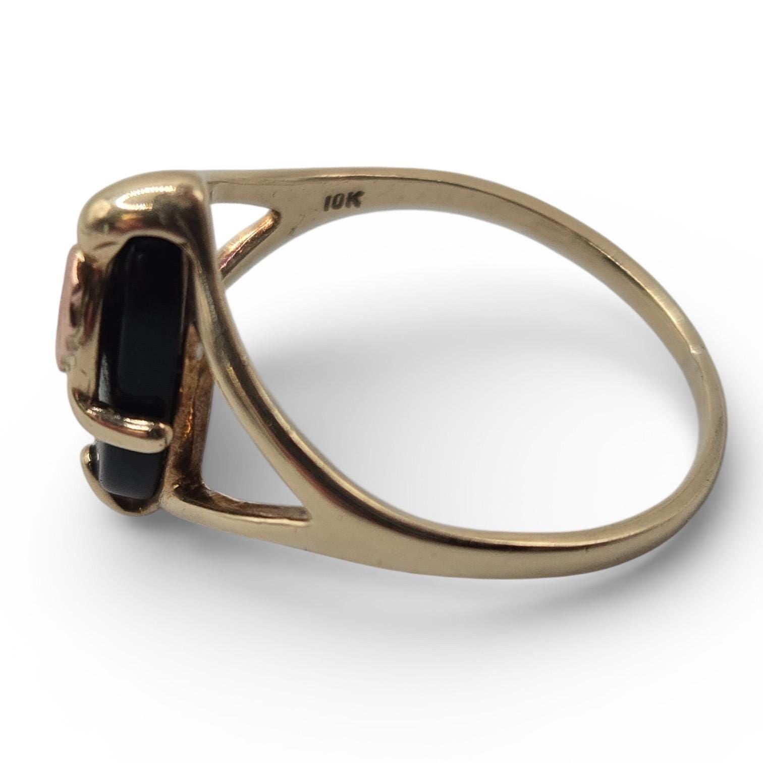 10K Solid Gold Black Hills Gold Ring, Tricolor Leaf Accent, Size 6.5